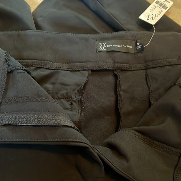 New York & Company 16 wide leg pants- Black - New- never worn - Picture 4 of 7